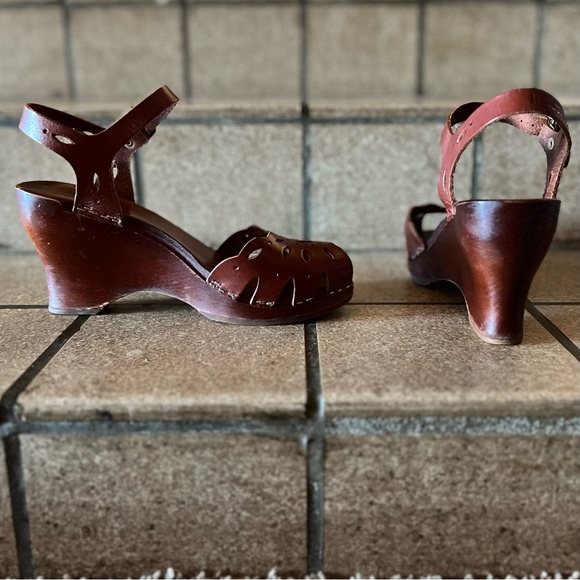 Swedish Hasbeen’s Cognac Wedge Sandles size 38 - Picture 7 of 16